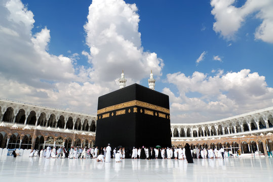 Affordable Umrah packages from Dubai with visa